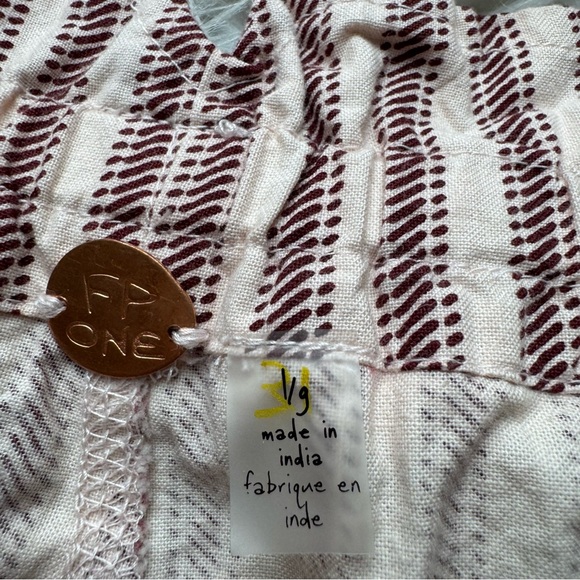 NWT Free People One Harriett Striped Shorts in Mauve Combo - Picture 7 of 11